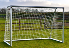 Avyna_voetbaldoel_aluminium_professioneel_300x200_van_ee_buitenspeelgoed