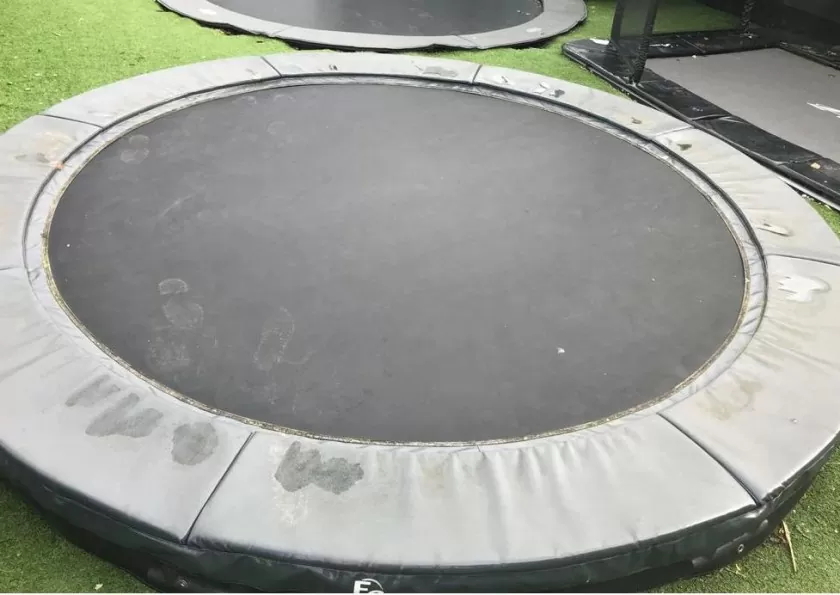 . afbreken slecht Inground trampoline Van Ee Modernjump 370 | Van Ee Buitenspeelgoed